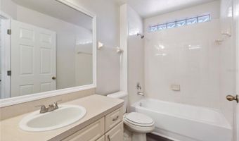 7456 OXFORD GARDEN Cir, Apollo Beach, FL 33572