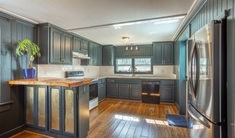 134 Sawyer Ln, Apalachicola, FL 32320