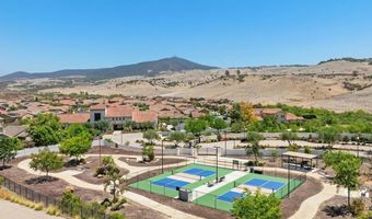 7945 Lusardi Creek Ln, San Diego, CA 92127