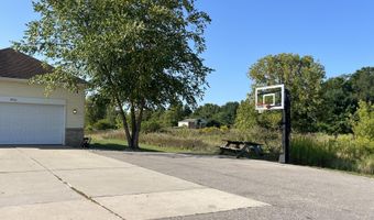 8866 Cascade Rd SE, Ada, MI 49301