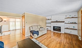 2716 Russell Rd, Ashtabula, OH 44004