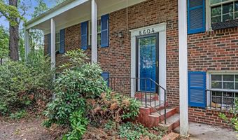 8604 ARDFOUR Ln, Annandale, VA 22003