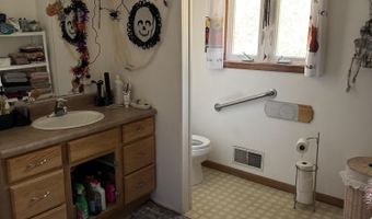 386 390 S Brooke St, Alpena, MI 49707