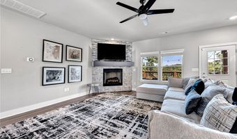 28 Copinsay Dr, Bella Vista, AR 72715