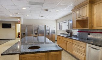 27 W530 High Lake Ave, Winfield, IL 60190