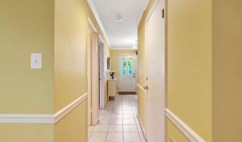 4203 KINGS MILL Ln, Annandale, VA 22003