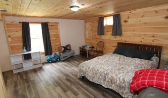 12366 Pleasanton Rd, Athens, OH 45701