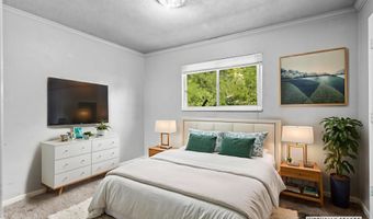 3262 Camellia St, Anderson, CA 96007
