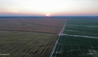 Bolivar Road, Benoit, MS 38725