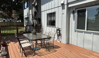 801 BROOKHAVEN Dr A, Brookings, OR 97415