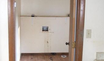 57 Hopson St, Auxier, KY 41602