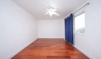 246 Jamie Ln, Staten Island, NY 10312