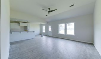 111 LLOYD HENDERSON Rd, Beebe, AR 72012