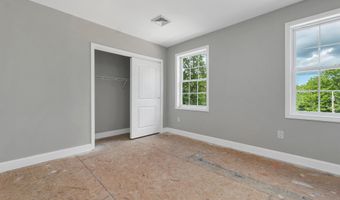 230 Aiden Cir, Belmont, NH 03220