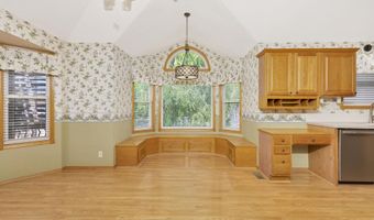 307 Cypress Ct, Andover, KS 67002