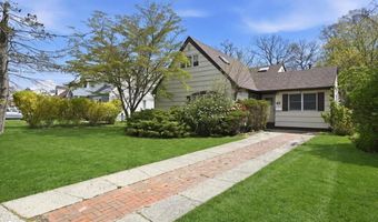 49 Forrest Pl, Amityville, NY 11701