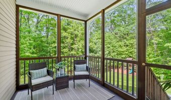 252 Sawyer Rd, Bolton, MA 01740