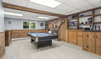 49 Ironworks Rd, Clinton, CT 06413