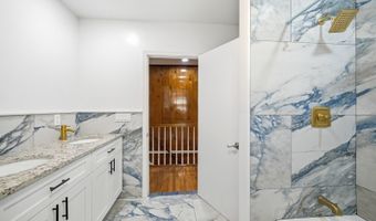 4 Rainbow Trl, Alloway, NJ 07422