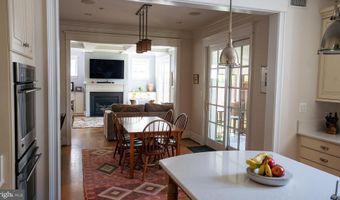 4512 WINDSOR Ln, Bethesda, MD 20814