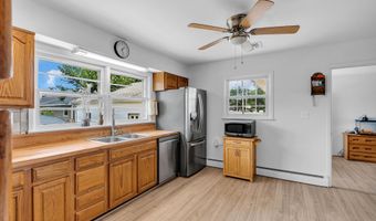 1108 Anchor Ave, Beachwood, NJ 08722