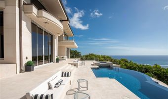 360 Puuikena Dr, Honolulu, HI 96821