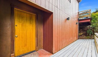 448 Tanglewood Rd, Arcata, CA 95521