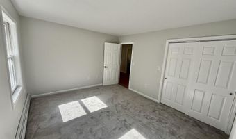 5 Sullivan Dr, Bow, NH 03304