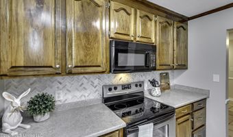 1022 Red Oak Dr, Brandon, MS 39042