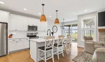 705 35th St SW, Altoona, IA 50009