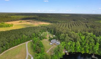 1884 Clarence Dr, Andrews, SC 29510