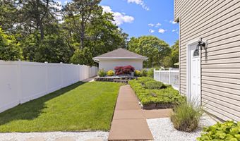 28 Hannah Lee Rd, Barnegat, NJ 08005