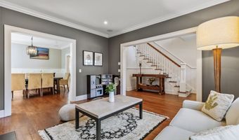 71 West Ave, Darien, CT 06820