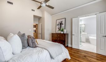4141 Towne Green Cir, Addison, TX 75001