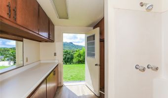 1358 Manu Aloha St, Kailua, HI 96734