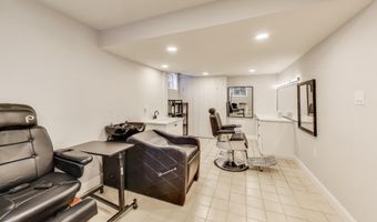 3100 N GLEBE Rd, Arlington, VA 22207