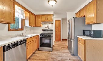 571 Burroughs Dr, Amherst, NY 14226