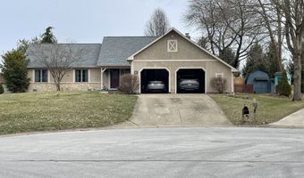 263 Queensway Dr, Avon, IN 46123