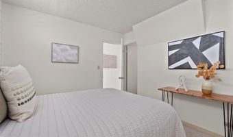 5210 Likini St 1401, Honolulu, HI 96818