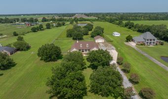 8022 Sidney Gautreaux Rd, Abbeville, LA 70510