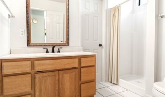 25274 Skyline, Apple Valley, CA 92308