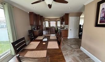 54 S Emerson Ave, Amity Harbor, NY 11701