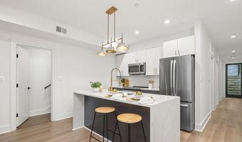 4411 ILLINOIS Ave NW, Washington, DC 20011