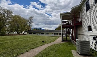71 S Main St, Cambridge, VT 05444