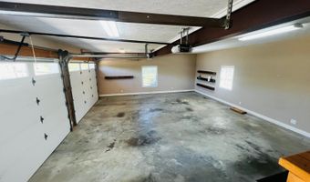 1572 Haddix Rd, Albany, KY 42602