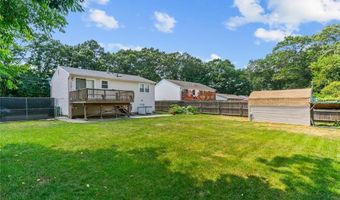 162 Pine St, Warwick, RI 02888