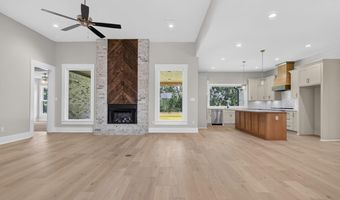 333 Heritage Grove Rd, Alexander, AR 72002