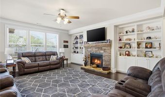 79 Gray Trl, Acworth, GA 30101