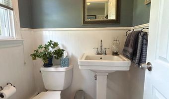 1750 CLINTON Dr, Ambler, PA 19002