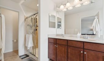 42227 CANARY GRASS Sq, Aldie, VA 20105
